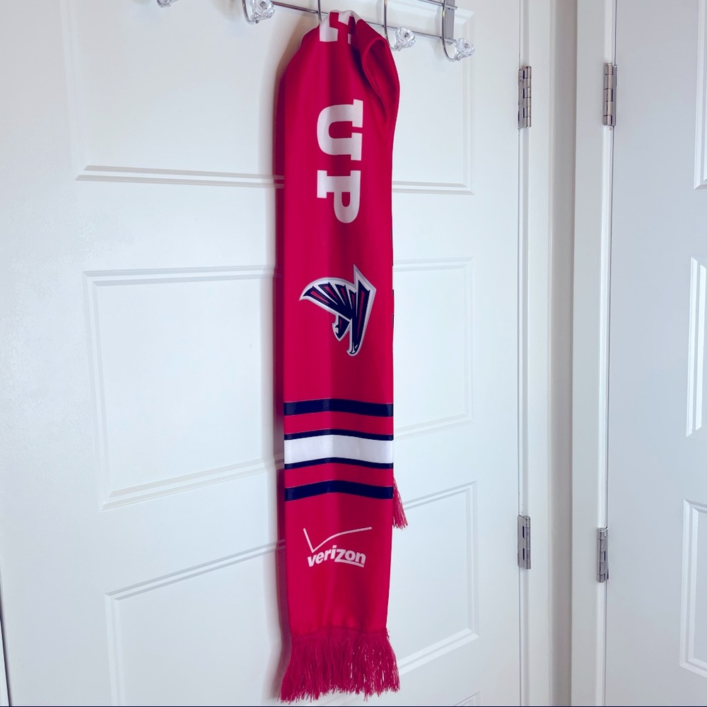 Rise Up Atlanta Falcons Scarf with tassels by VW - Picture 4 of 9
